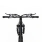 Frontal vy av styret på Duotts C29 Pro elcykel – LCD-display, växelreglage och bromshandtag
